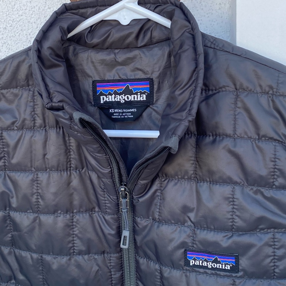 Like New Men's Patagonia Nano Puff Jacket (XS) - Picture 2 of 3